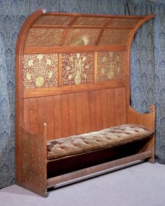Banco con decoración de yeso dorado, hecho por Morris and Company, c.1865